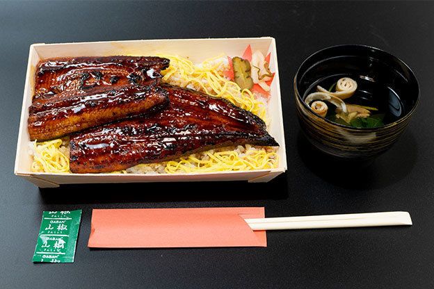 お持帰り 鰻重弁当 上 特上 鰻単品 鰻蒲焼一尾 お吸い物 肝吸い 鰻屋 兆 うなぎや きざし のメニュー うなぎ
