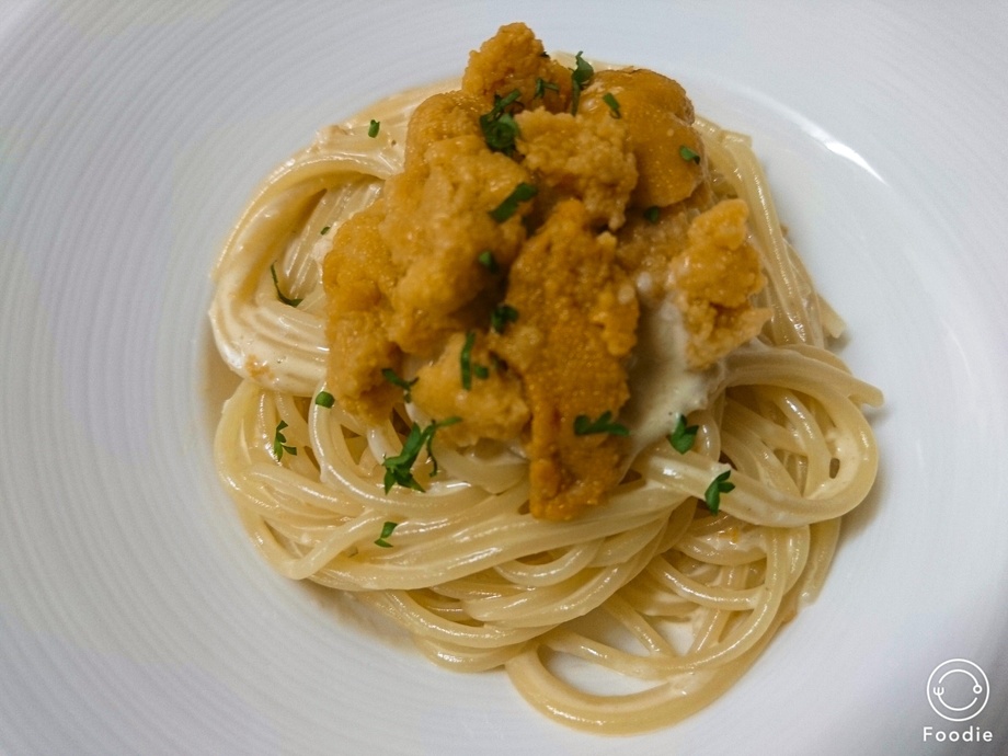 パスタ ウニのクリームソース