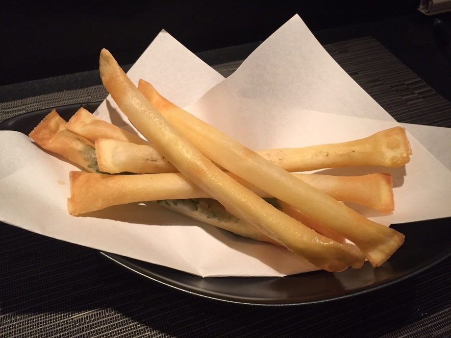 手仕込み!3種味の長〜いサクサクチーズフライ