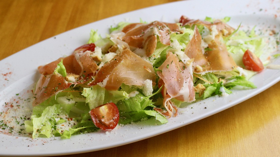 生ハムシーザーサラダ Spainbarはるばる スペインバルはるばる のメニュー スペイン料理