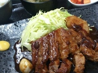 ◎ランチメニュー 堂島とんてき 200g 堂島とんてき 300g 堂島とんてき 400g 元祖ホルモンうどん定食 焼肉定食 極・焼肉定食 ☆定食はご飯・サラダ・一品・みそ汁付