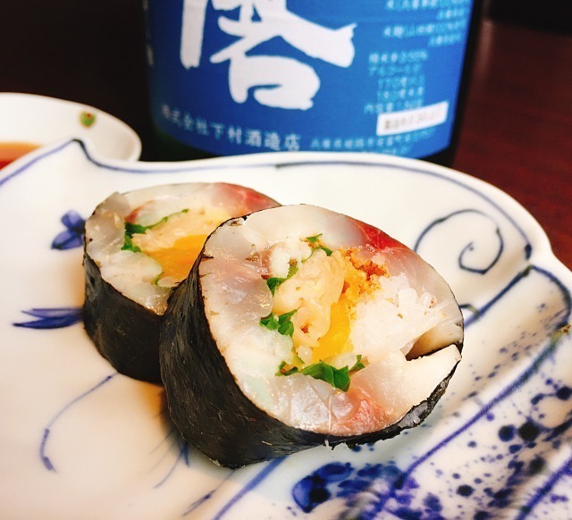鯵の海苔巻き