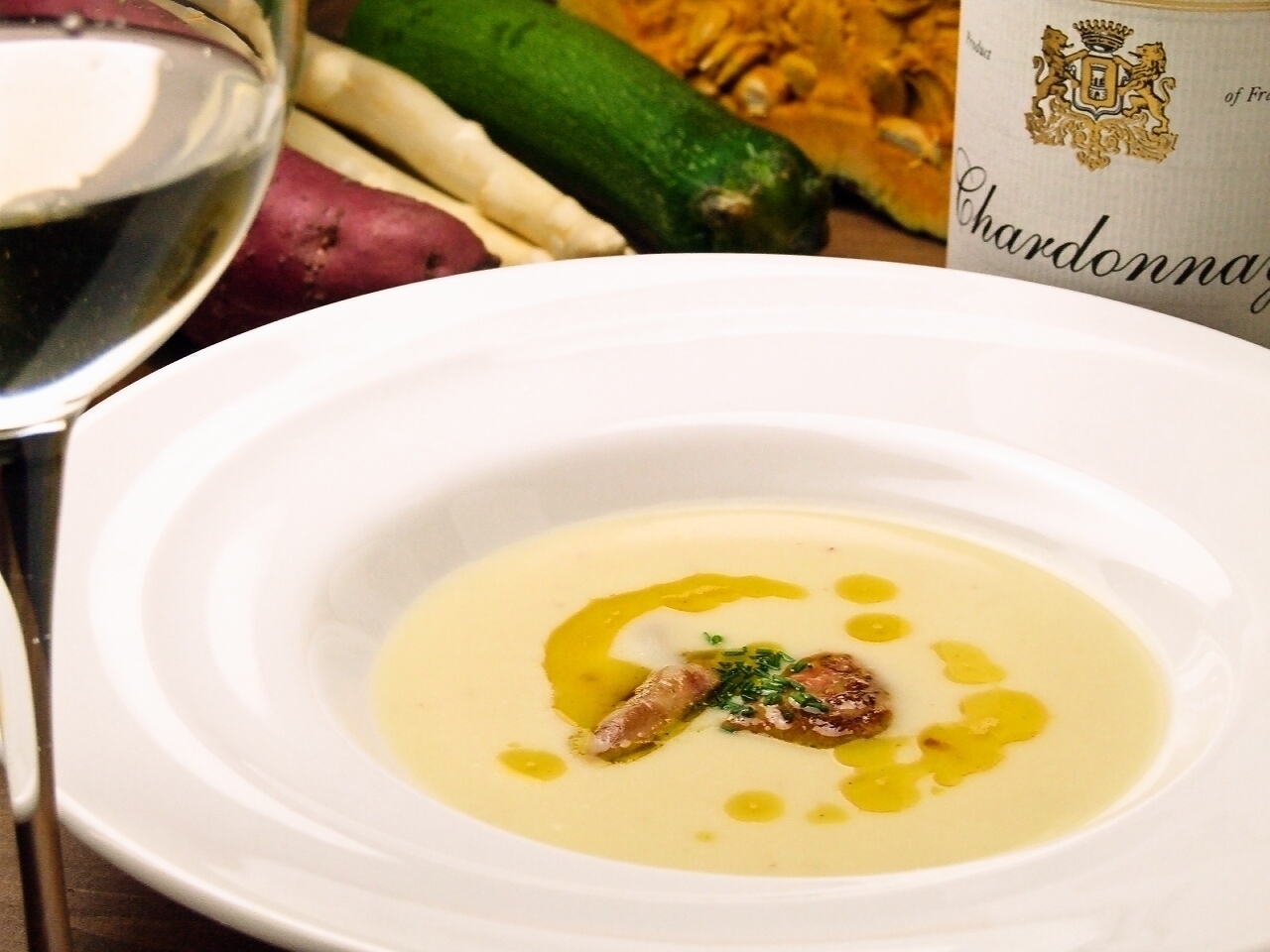 フォアグラと安納芋のポタージュ  ※季節により変更あり