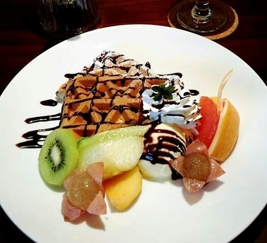 ワッフルセット Cafe Miu かふぇみう のメニュー カフェ 喫茶