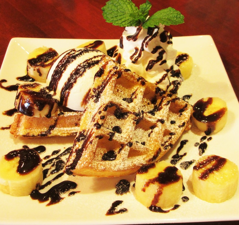 自家製厚焼きワッフル チョコバナナ Wafflecafe Bar Lazy