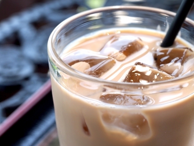 アイスカフェオーレ