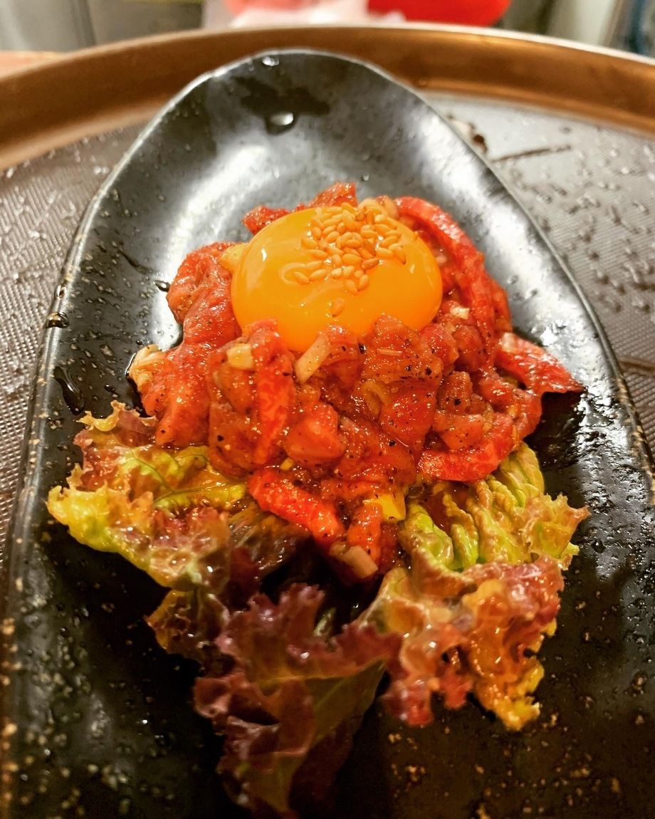 今日は肉の日！｜焼肉・ホルモン料理とらじ亭日暮里店｜タバコが吸える・居酒屋・昼飲み・焼肉ヤクザ