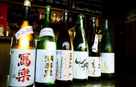 定番酒の他季節の希少酒が日替わり