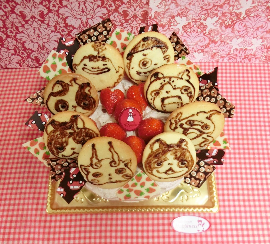 ６号 イチゴと妖怪ウォッチクッキーとチョコレートの飾りをトッピングのデコレーションケーキ Cake House