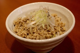 「鶏そぼろ御飯(350円)」
