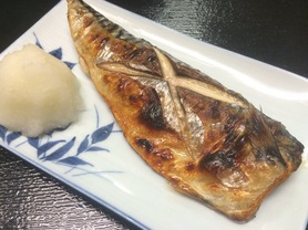 サバ塩焼き