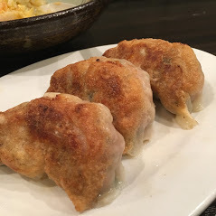 大豊記といえば、この恵比寿餃子です!大きく肉厚ながらもお野菜たっぷりでジューシーでヘルシーです!