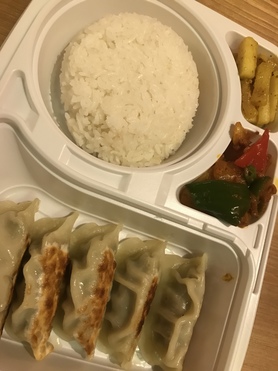 ネパール餃子(モモ)弁当500円