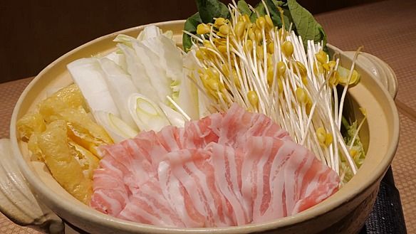 青森の肉と野菜 やだらめぇ 高田馬場 アオモリノニクトヤサイヤダラメェタカダノババ の写真 郷土料理