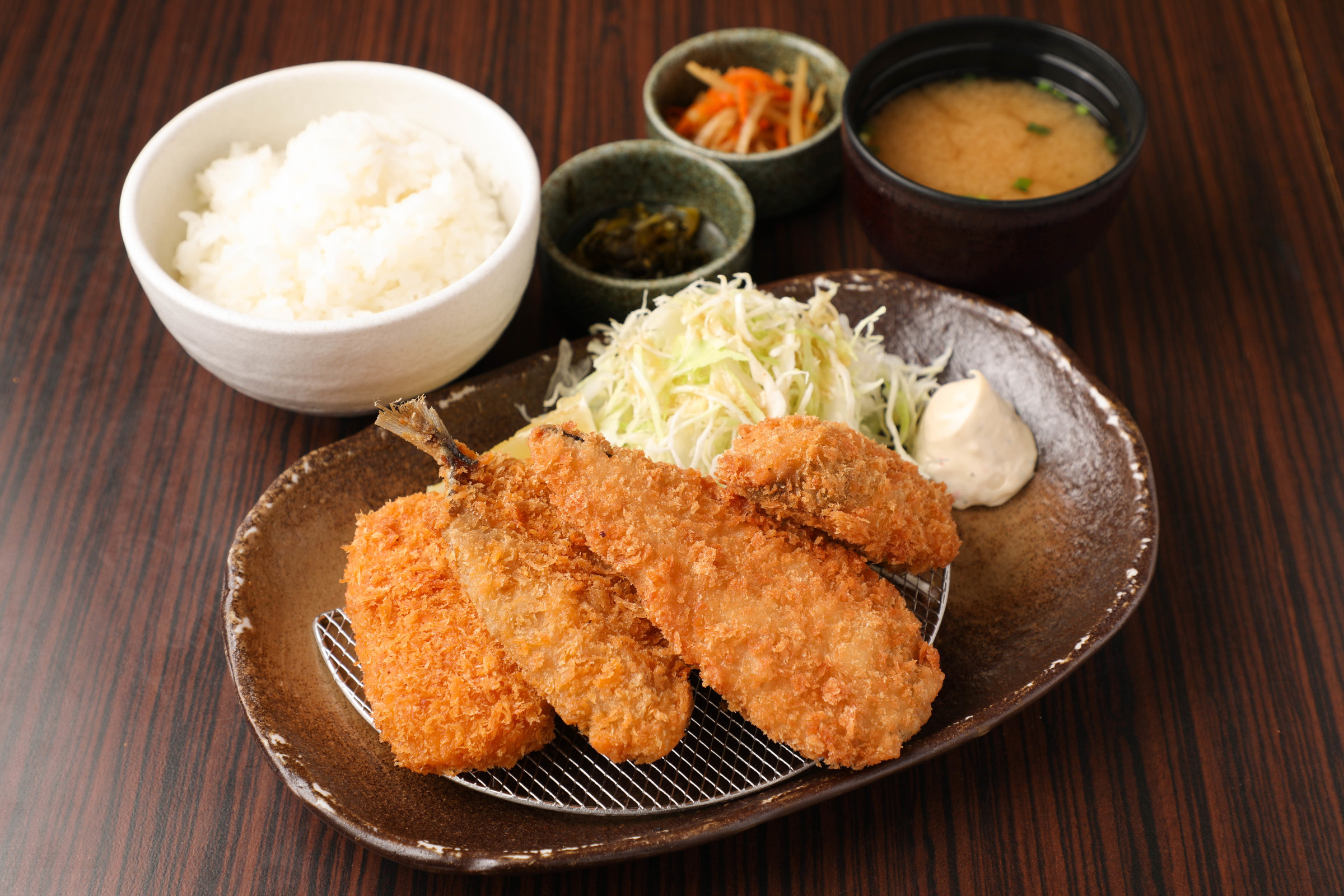 焼魚食堂 魚角 学芸大学店 ヤキザカナショクドウ ウオカク ガクゲイダイガクテン 海鮮料理