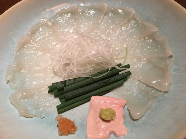 きらめく街で高級料理を 六本木でふぐを満喫できる店5選 Favy ファビー