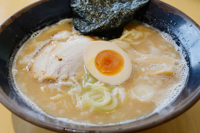 【新大久保】韓国料理だけじゃない!やっぱり外せない家系からデカ盛りラーメンが食べられるお店5選