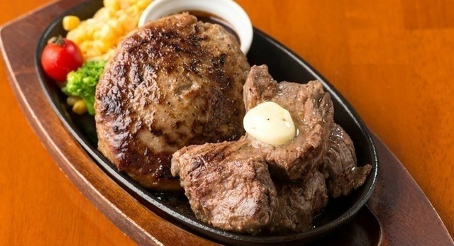 【草加】1,000円で最大400gまで増量可能!毎月お得にステーキが楽しめる『肉の村山』がオープン