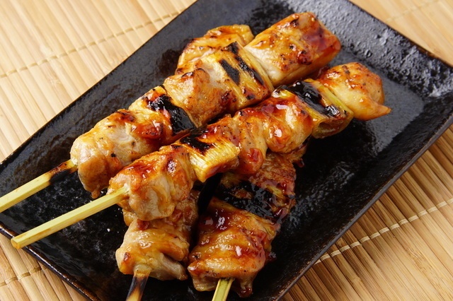 炭火焼鳥 赤白 上本町店 Favy ファビー