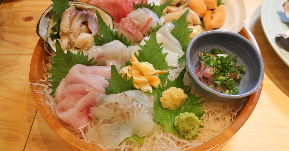 門前仲町 市場に出回らない魚介を破格で提供 海鮮居酒屋の新店 魚 まるっと Favy ファビー