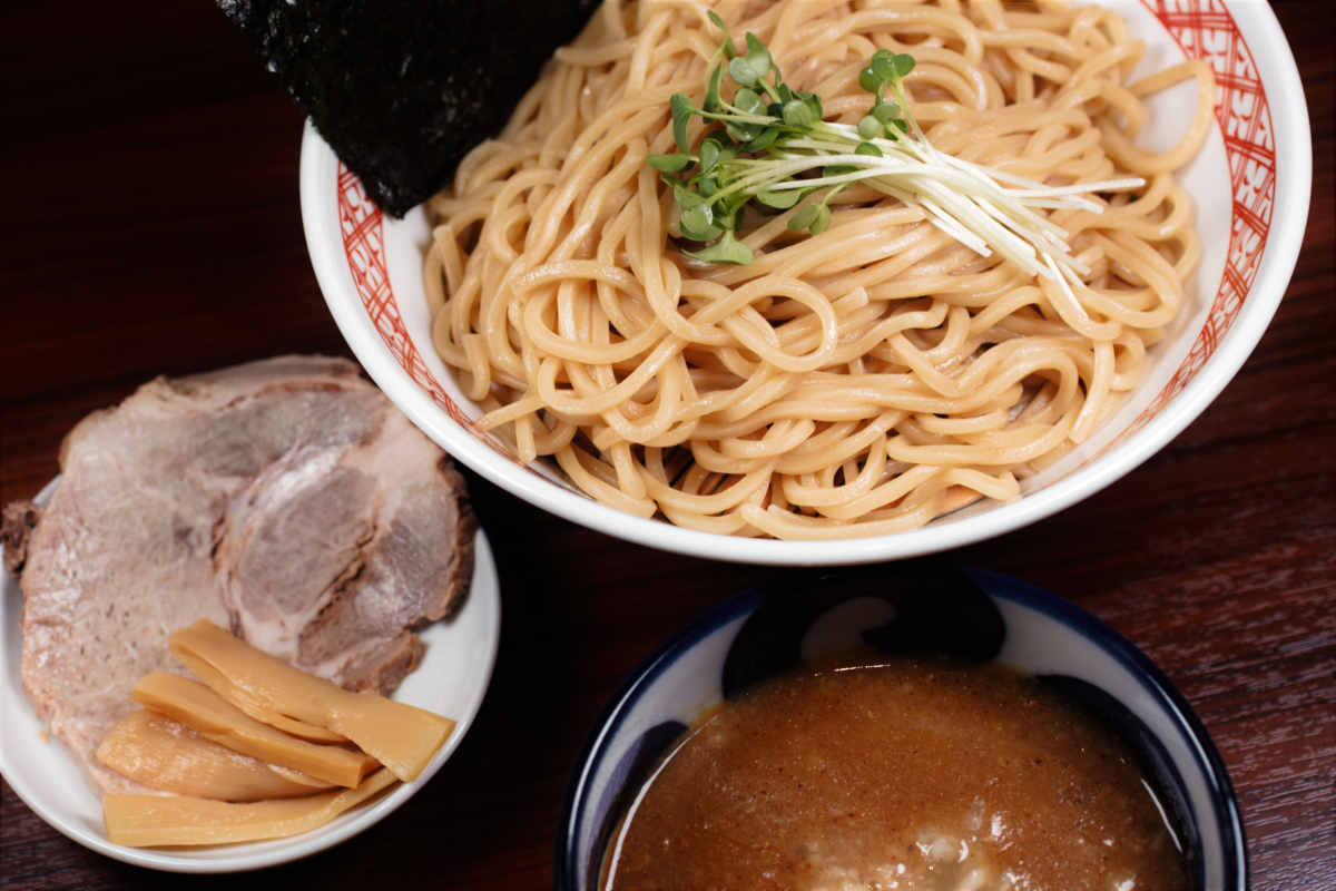 【吉祥寺】まさに麺のオールラウンダー!つけ麺に担々麺、酸辣湯麺も選べてみんな満足!『めん家福みみ堂』