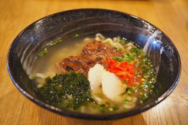 【恵比寿】沖縄好き必見！本場の味×パクチーの新しい沖縄料理に出会える『うるま食堂』 favy[ファビー]