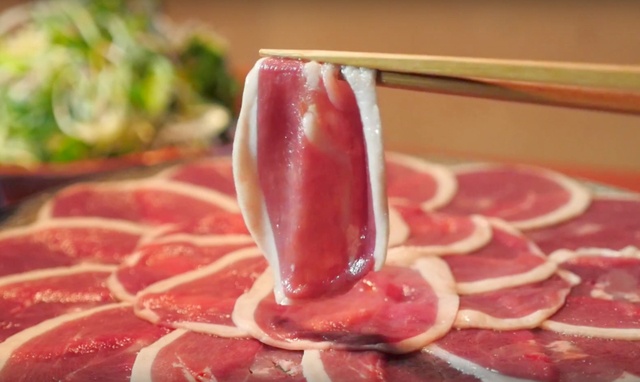 人気焼き鳥店『佐田十郎』が恵比寿にオープン!極薄鴨を使った新名物「薬膳鴨しゃぶ」は必食