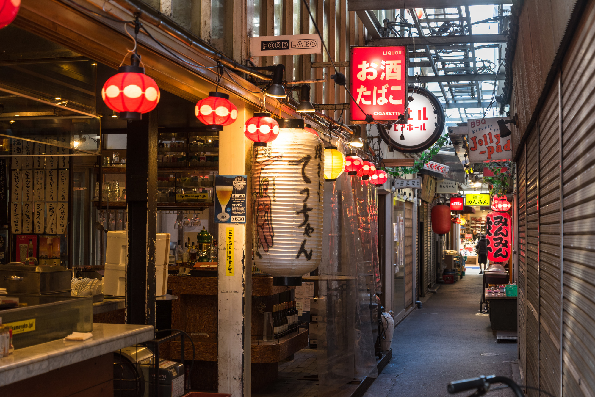 名店が揃う吉祥寺の昼飲みスポット7選！餃子の『みんみん』や歴史ある居酒屋『いせや』も | favy[ファビー]