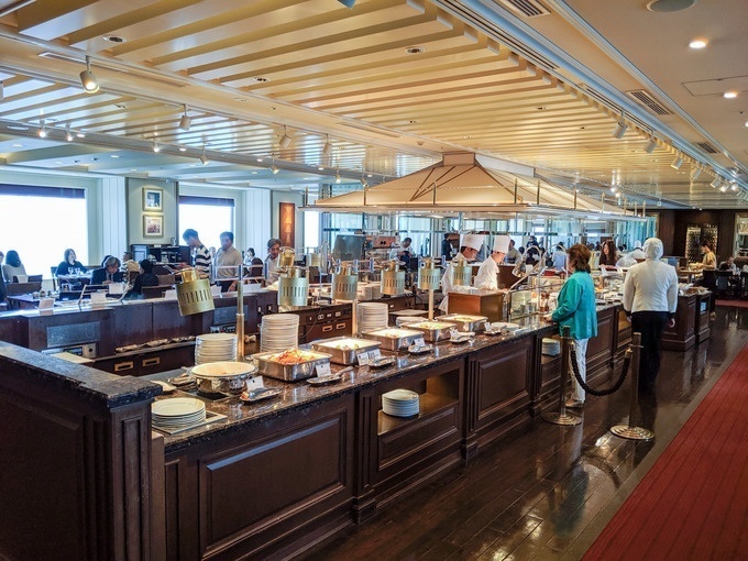 バイキング発祥の地、帝国ホテル『サール』で、おひとりさまバイキングを決める！ favy[ファビー]