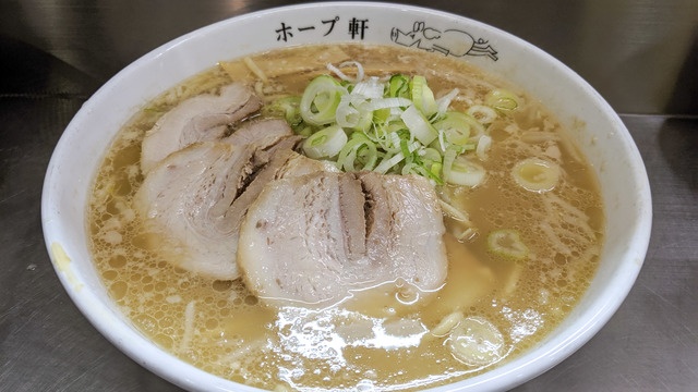 【24時間営業】元祖背脂豚骨、千駄ヶ谷ホープ軒のラーメンは東京で1度は食べるべき一杯