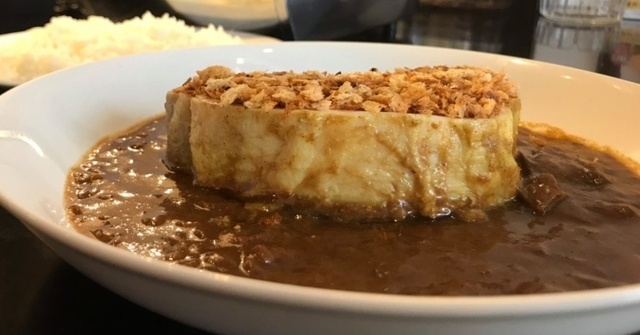 【八丁堀】焼肉店で揚げない超肉厚のカツカレー!?〆までガッツリ肉三昧『貴闘炎』