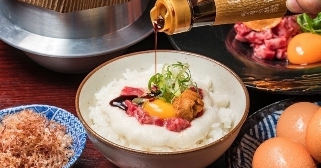 【渋谷】TKGの常識を覆す!5,000円のたまごかけご飯が『もつ吉』に誕生