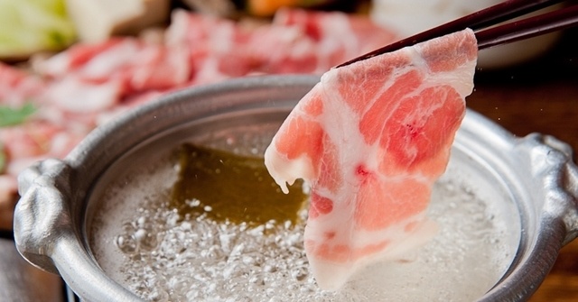 【四ツ橋】厳しい基準を25年クリアし続ける豚肉をしゃぶしゃぶで!『なみなみ』