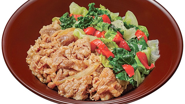 【期間限定】野菜不足のアナタ!すき家の栄養満点「ケールレタス牛丼」で万事解決ですよ!!
