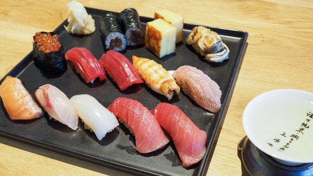 『29ON銀座角打ち』で日本酒と本格高級江戸前寿司に舌鼓!SUSHI+プランスタート