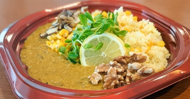 100%植物性の超スパイシーなカレーが『コーヒーマフィア 西新宿』に新登場!アンケート回答で高級茶ももらえる!