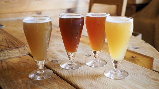 住宅街のど真ん中、『高円寺麦酒工房』の格安飲み放題でクラフトビールをまったり味わう