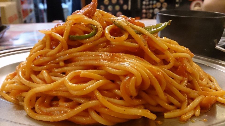 具材がゴロッと!立川駅でどこか懐かしいナポリタンを食べられるお店2選