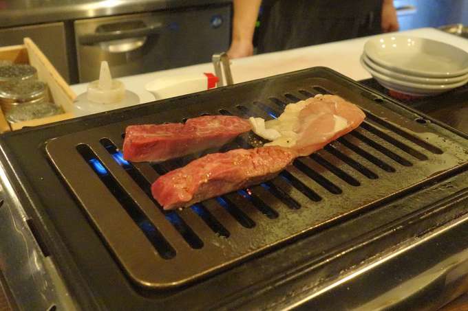六本木のおすすめ焼肉店「ニクアザブ 六本木店」の「てんみどり鶏」