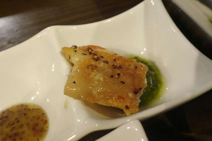 六本木のおすすめ焼肉店「ニクアザブ 六本木店」の「てんみどり鶏」