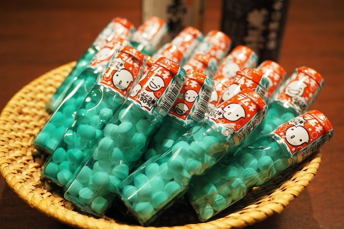 柏駅東口 しゅわっと爽快 あの懐かしの駄菓子をお酒と一緒に楽しんで さかなや道場 Favy ファビー