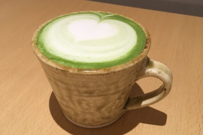 栄 濃茶で味わう抹茶パフェは必食 ひきたて抹茶を味わえるカフェ 茶々助 で茶三昧 Favy ファビー