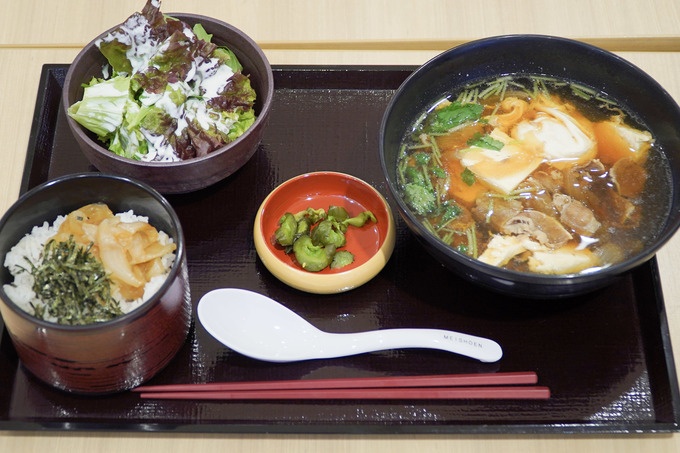 炙り肉重ステーキ重 明尚苑 ミ・ナーラ店の肉吸い定食