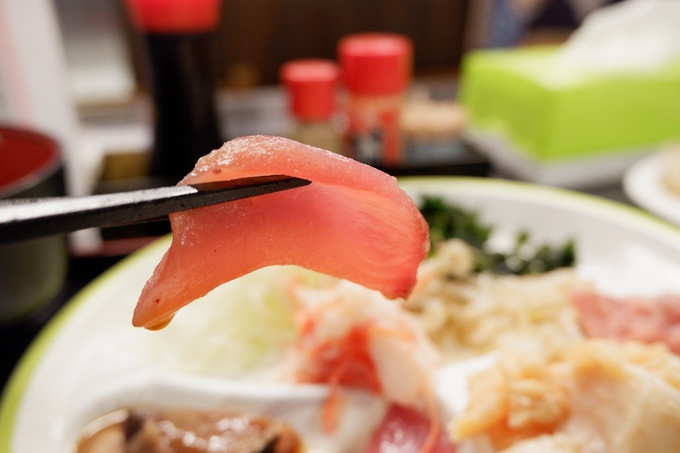 浅草橋「たいこ茶屋」の刺身は新鮮でプリプリ