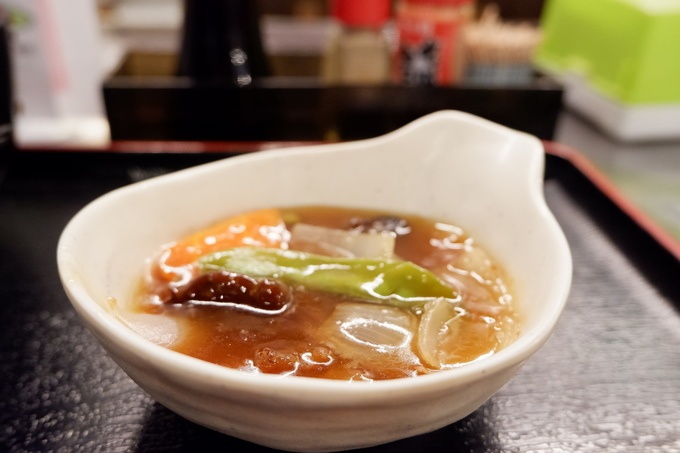 浅草橋「たいこ茶屋」のランチビュッフェのマグロの煮物
