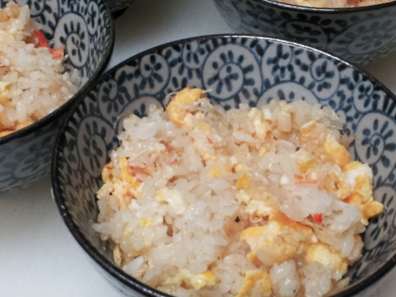 恵比寿のダイニングバー『阿弖流為(あてるい)』の蟹ミソ入り炒飯