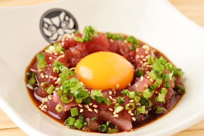 『串カツあらた』の「マグロユッケ」