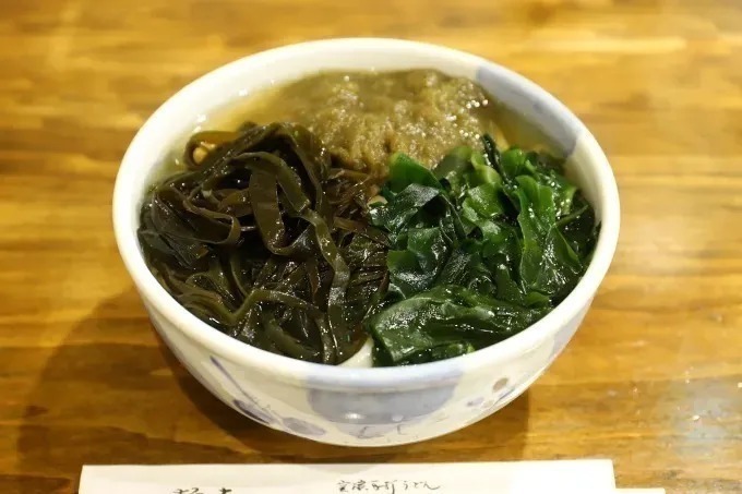 海藻うどん