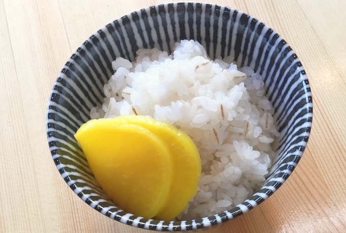 『麺 吉賞』の「麦飯」