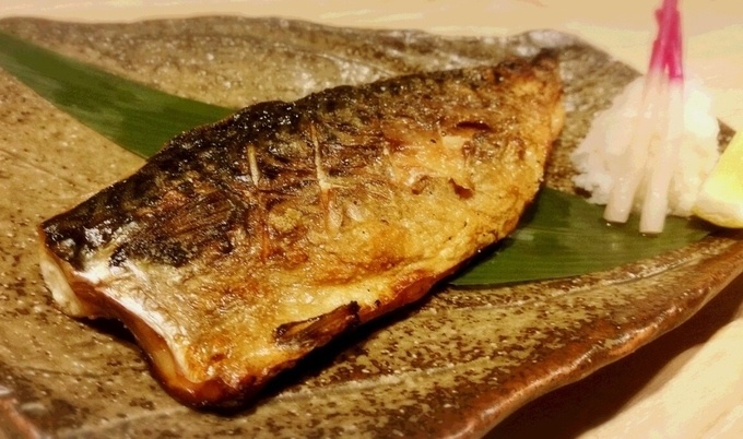 すしと炉端のお店火花、とろ鯖、塩焼き、炉端焼き